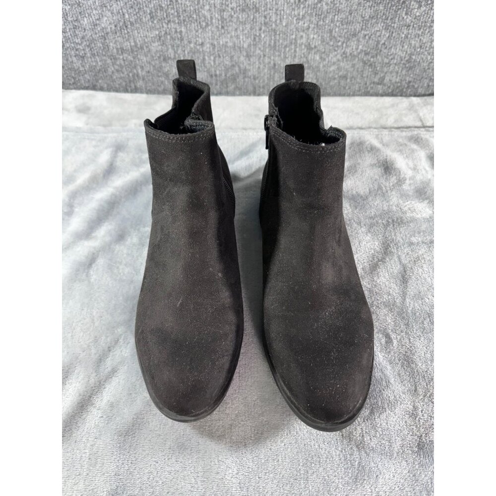 SO Womens Size 7.5 M Ankle Black Booties zip up